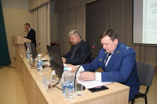 Олы Ачасыр хисап сессиясе бик җылы, оешкан төстә узды.