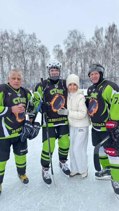 Район башлыгы Кубогына хоккей ярышы