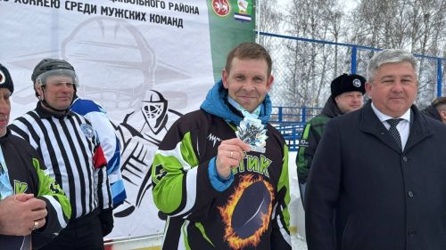Район башлыгы Кубогына хоккей ярышы