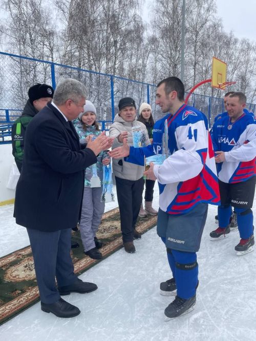 Район башлыгы Кубогына хоккей ярышы
