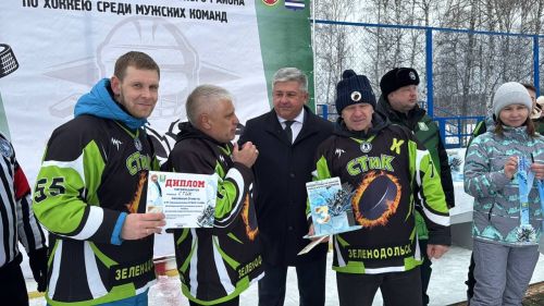 Район башлыгы Кубогына хоккей ярышы