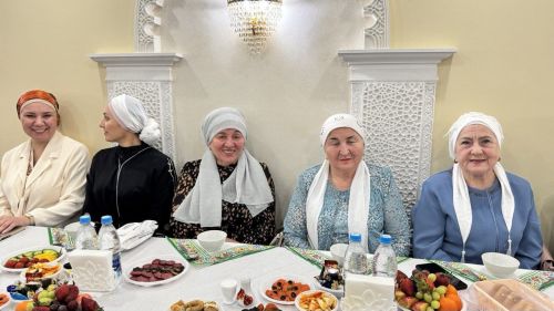 «Тарихи» мәчетендә район күләмендә ифтар узды