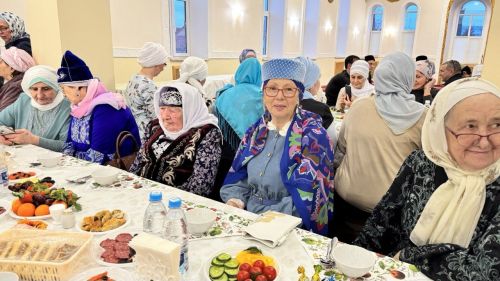 «Тарихи» мәчетендә район күләмендә ифтар узды