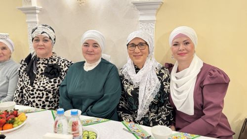 «Тарихи» мәчетендә район күләмендә ифтар узды