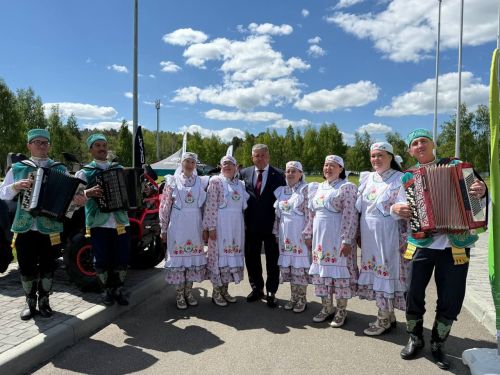 «Татарстан Республикасы муниципаль берәмлекләрендә иң яхшы иҗтимагый (координацион) эшмәкәрләр советы» VI Республика конкурсы җиңүчеләрен бүләкләү тантанасы