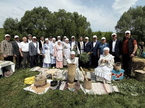 Ачасыр авыл көне