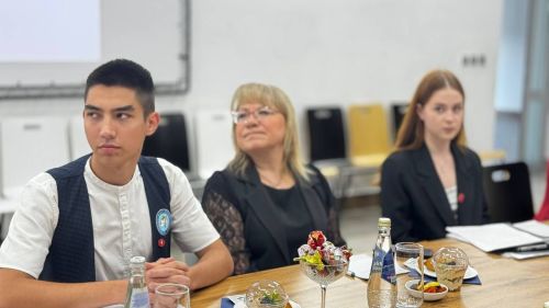 «Беренче адым» муниципаль конкурсында җиңүчеләрне бүләкләү