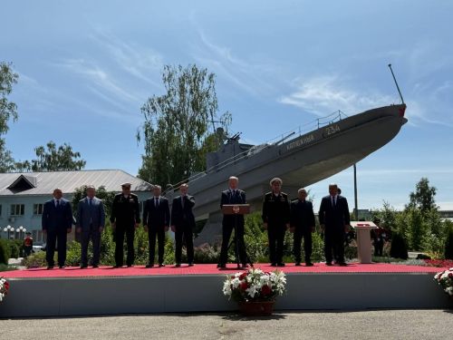 А.М. Горький исемендәге Яшел Үзән заводын фидакарь хезмәт өчен бүләкләү тантанасы