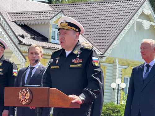 А.М. Горький исемендәге Яшел Үзән заводын фидакарь хезмәт өчен бүләкләү тантанасы