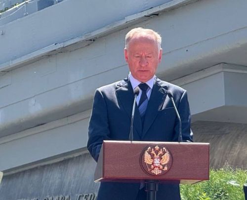 А.М. Горький исемендәге Яшел Үзән заводын фидакарь хезмәт өчен бүләкләү тантанасы