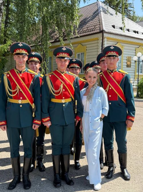 А.М. Горький исемендәге Яшел Үзән заводын фидакарь хезмәт өчен бүләкләү тантанасы