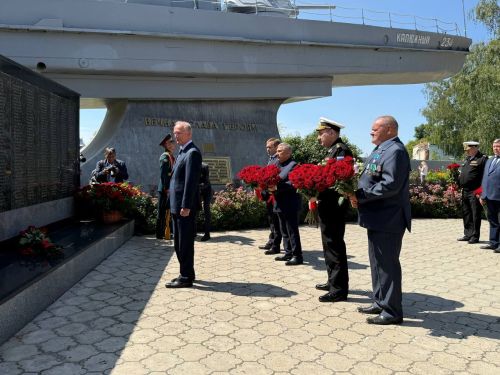 А.М. Горький исемендәге Яшел Үзән заводын фидакарь хезмәт өчен бүләкләү тантанасы