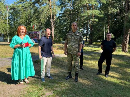 Ильинка авыл җирлегендә Россия Герое Рәсим Рәшид улы Баксиков белән очрашу