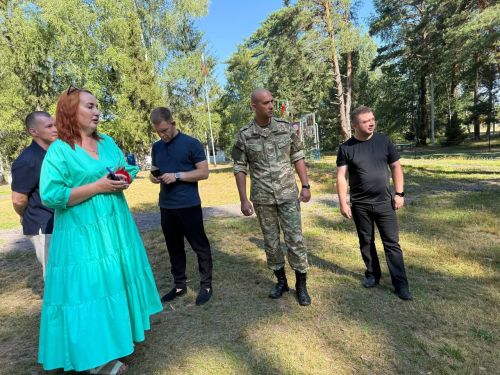 Ильинка авыл җирлегендә Россия Герое Рәсим Рәшид улы Баксиков белән очрашу