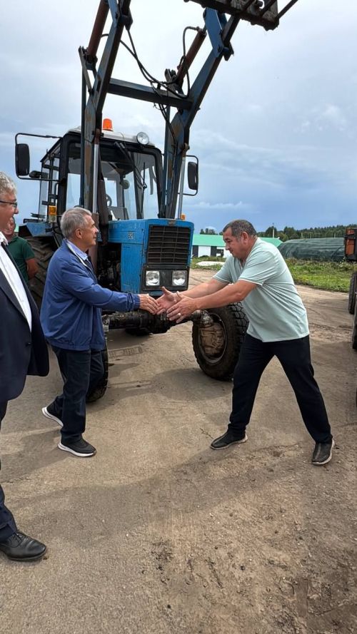 Рөстәм Миңнехановның Яшел Үзән районы Олы Яке авыл җирлегенә сәфәре