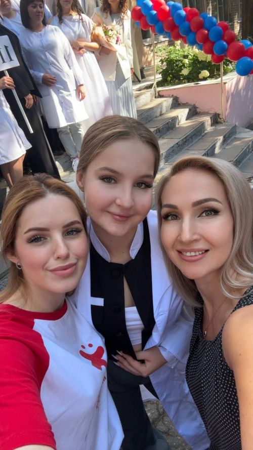 Медицина көллиятендә Белем бәйрәме