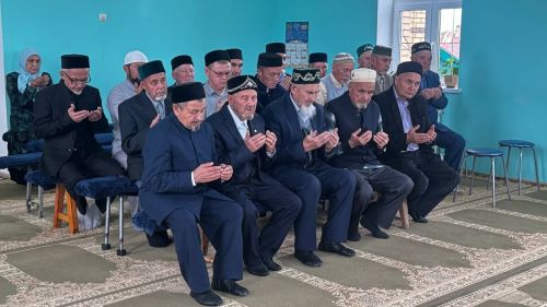 Бакырчыда имамнар һәм мөслимәләр җыены узды