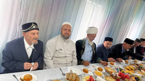 Бакырчыда имамнар һәм мөслимәләр җыены узды