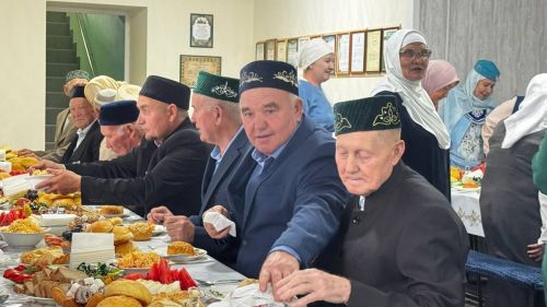 Бакырчыда имамнар һәм мөслимәләр җыены узды