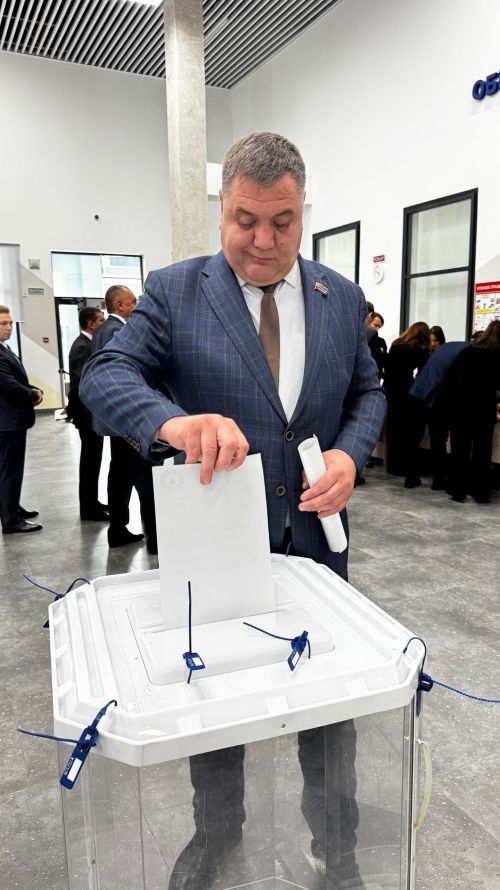 Яшел Үзәндә шәһәр Советының яңа составын формалаштыру һәм мэрны сайлау узды