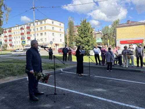 Виктор Кашкин истәлегенә мемориаль такта ачу