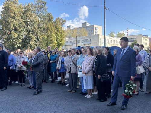 Виктор Кашкин истәлегенә мемориаль такта ачу
