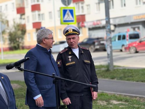 Виктор Кашкин истәлегенә мемориаль такта ачу