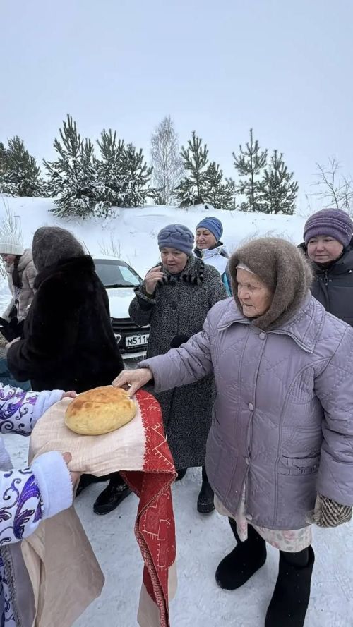 Түбән Урысбага авылында бүген Кышкы сабантуй - балык тоту бәйгесе
