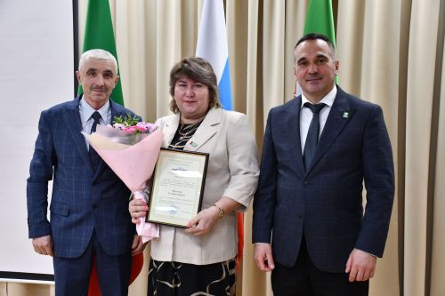 Күгеш авыл җирлегендә хисап сессиясе