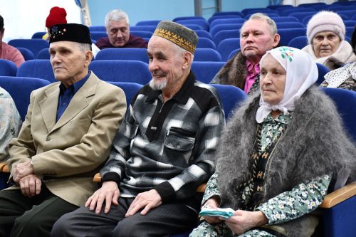 Күгеш авыл җирлегендә хисап сессиясе