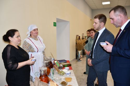 Ачасыр авыл җирлегендә хисап сессиясе