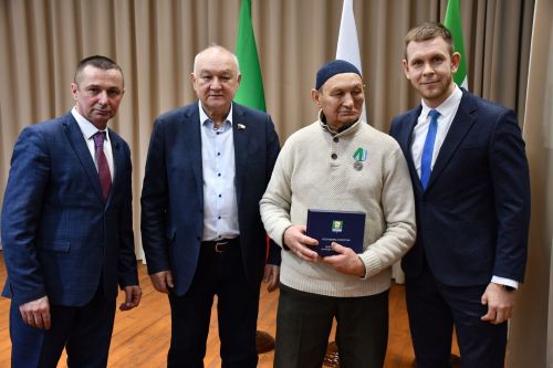 Мамадыш-Әкил авыл җирлегендә хисап сессиясе
