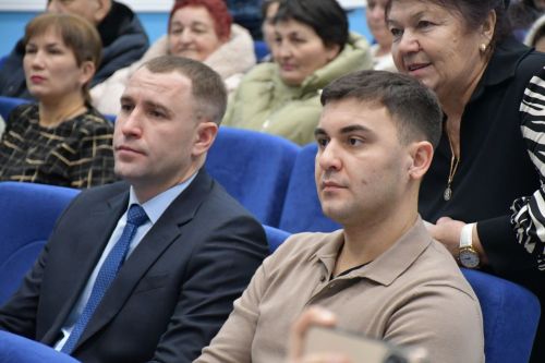 Мамадыш-Әкил авыл җирлегендә хисап сессиясе