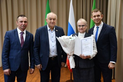 Мамадыш-Әкил авыл җирлегендә хисап сессиясе