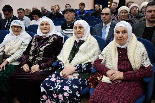 Олы Яке авыл җирлегендә узган хисап сессиясе
