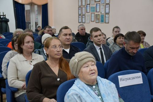 Олы Яке авыл җирлегендә узган хисап сессиясе