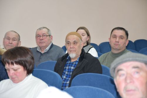 Олы Яке авыл җирлегендә узган хисап сессиясе