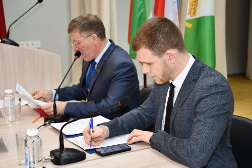 Бишнә авыл җирлегендә хисап сессиясе