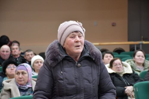 Мулла Иле авыл җирлегендә узган хисап сессиясе
