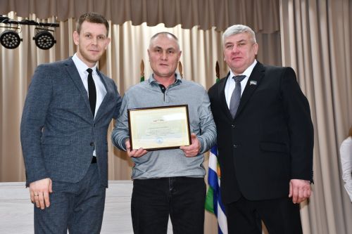 Мулла Иле авыл җирлегендә узган хисап сессиясе