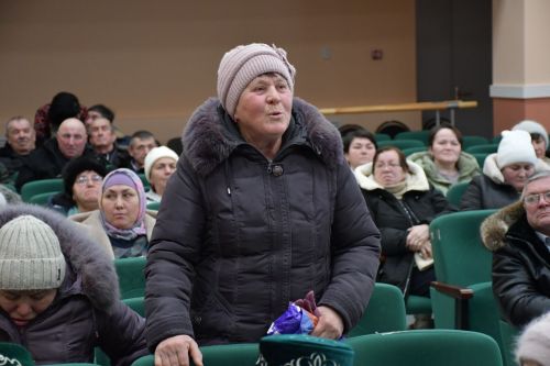 Мулла Иле авыл җирлегендә узган хисап сессиясе