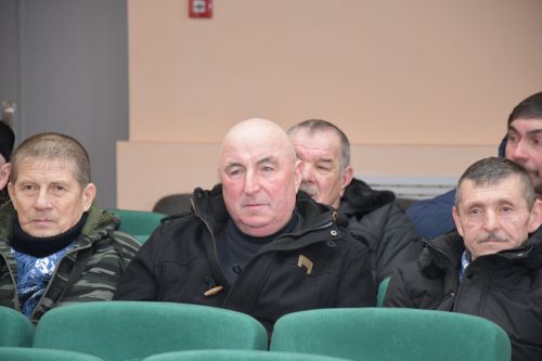 Мулла Иле авыл җирлегендә узган хисап сессиясе