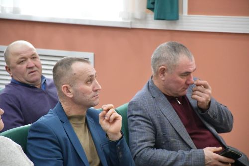 Мулла Иле авыл җирлегендә узган хисап сессиясе