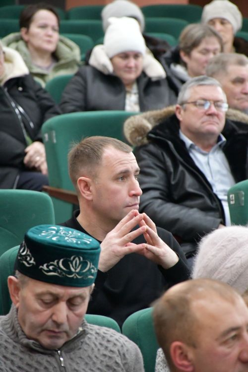 Мулла Иле авыл җирлегендә узган хисап сессиясе