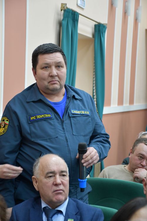 Мулла Иле авыл җирлегендә узган хисап сессиясе