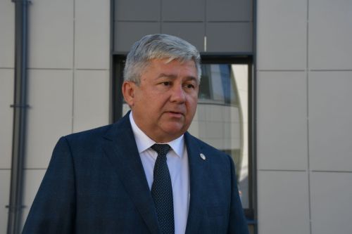 Михаил Афанасьев «Игелек йорты»нда яшәүче өлкәннәрне бәйрәм белән котлады