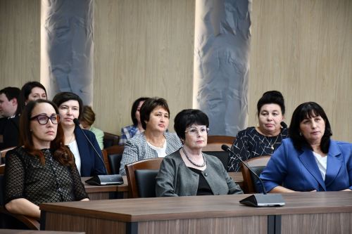 Горький мәдәният үзәгендә укытучыларны хөрмәтләделәр