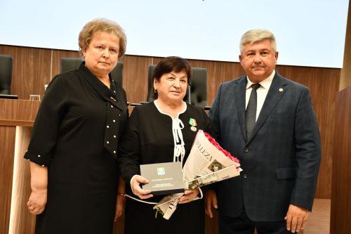 Горький мәдәният үзәгендә укытучыларны хөрмәтләделәр