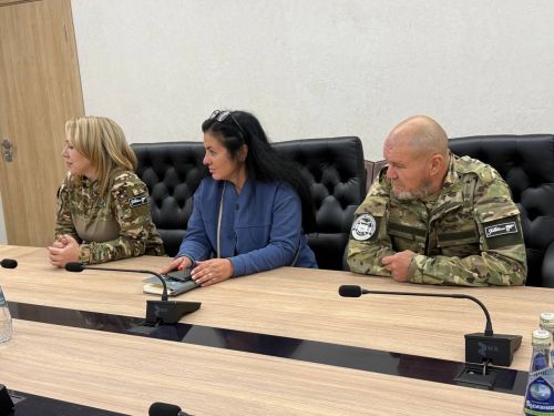 Михаил Афанасьев махсус хәрби операциядә катнашучы Еременко Вера Вениаминовна белән очрашты