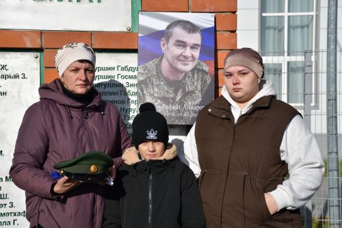 Мобилизация буенча махсус хәрби операциягә алынган Рәфкать Әнвәр улы Сәгъдиевны соңгы юлга озату